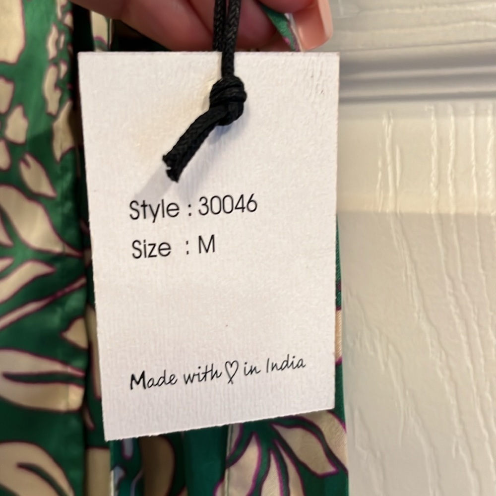 Japna brand size M wrap style skirt- NWT - Picture 5 of 8